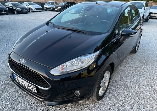 Ford Fiesta cena 28900 przebieg: 221587, rok produkcji 2016 z Swarzędz małe 379